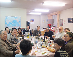 毎年恒例！Potluck Year-End Partyの様子