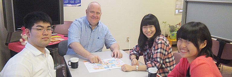 留学対策英会話グループレッスンwith David 留学対策英会話グループレッスンwith Davidの様子